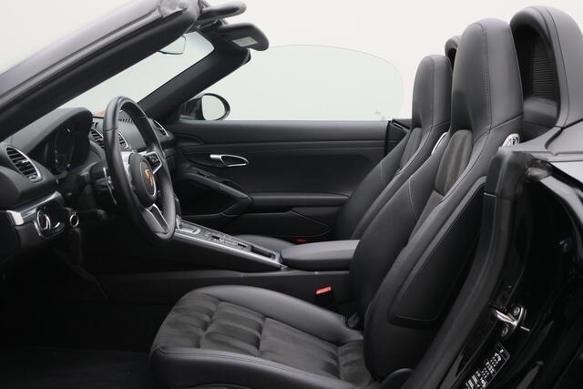 Porsche 718 Boxster 2.0 T Camera, Navigatie, Stoelverwarming, Xenon, PDC