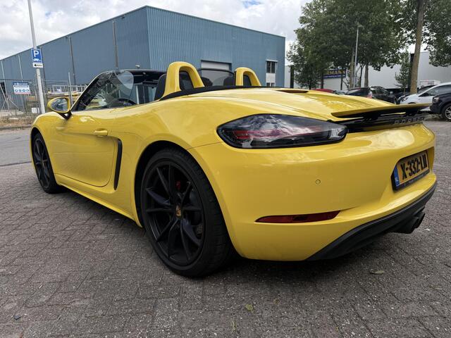 Porsche 718 Boxster S 2.5 Turbo l Sport uitlaat l 350Pk l compleet onderhouden bij Porsche