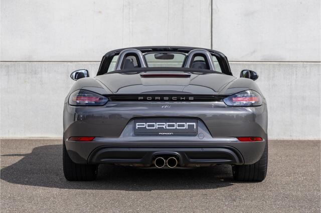 Porsche 718 Boxster S 2.5