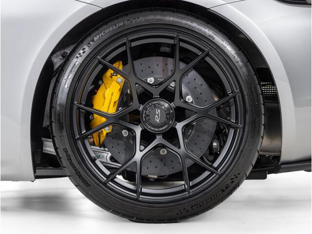 Porsche 718 GT4 Cayman RS