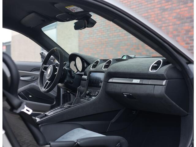 Porsche 718 GT4 Cayman RS | Weissach - PASM - Sport Chrono