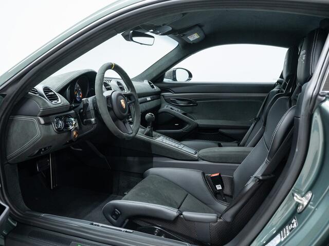 Porsche 718 GT4 Cayman RS