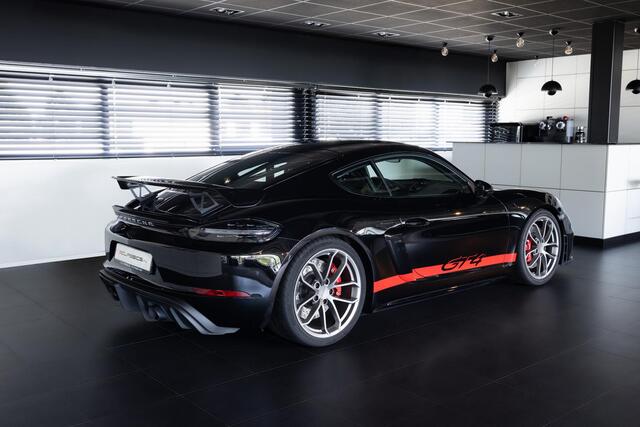 Porsche 718 GT4 4.0