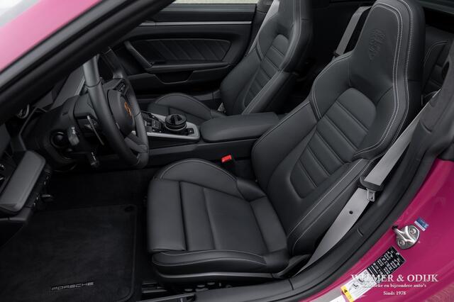 Porsche 911 Targa 3.0 4 S Ruby Star Neo
