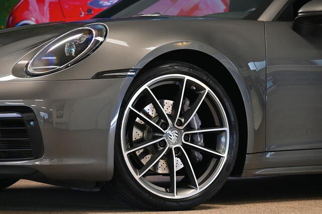 Porsche 911 Cabrio 3.0 Carrera 4