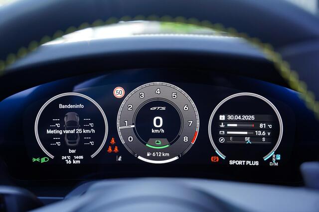 Porsche 911 992.2 Carrera GTS Cabriolet PTS Brewster Green Ceramic
