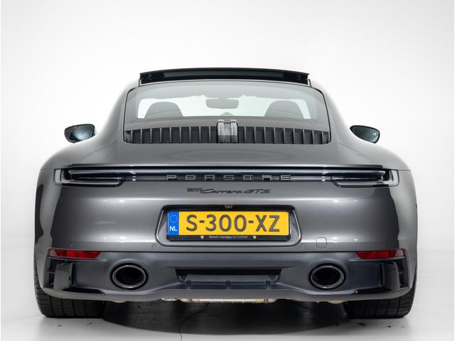 Porsche 911 Carrera GTS