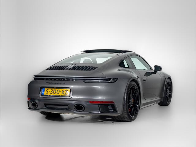 Porsche 911 Carrera GTS