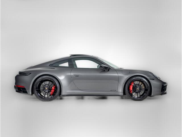 Porsche 911 Carrera GTS
