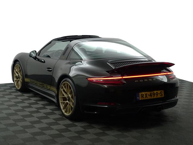 Porsche 911 3.0 Targa 4 GTS Gold Manufaktur Aut- Sport Chrono, PDCC, Sport Uitlaat, Bose Audio, Dealer Onderhouden