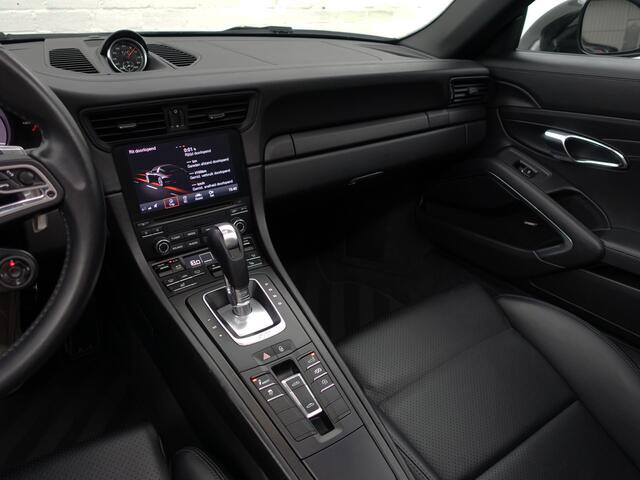 Porsche 911 3.0 Targa 4 GTS Gold Manufaktur Aut- Sport Chrono, PDCC, Sport Uitlaat, Bose Audio, Dealer Onderhouden