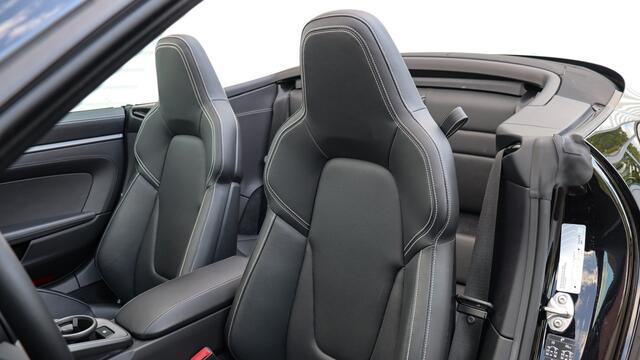 Porsche 911 Cabrio 3.0 Carrera S | Stoelventilatie | LED Matrix | BOSE Sound | Sportuitlaat | Stuurwielverwarming
