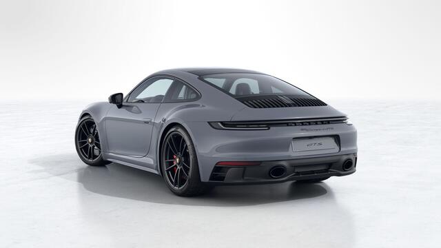 Porsche 911 Carrera 4 GTS