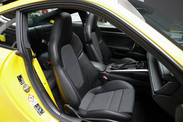 Porsche 911 3.0 Carrera S |liftsyteem|PDCC|achterasbesturing|sport chrono|panoramadak|sportuitlaat|blind spot|18 voudige sportstoelen|memory|Porsche entry & drive|