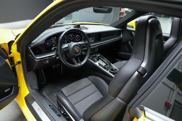Porsche 911 3.0 Carrera S |liftsyteem|PDCC|achterasbesturing|sport chrono|panoramadak|sportuitlaat|blind spot|18 voudige sportstoelen|memory|Porsche entry & drive|