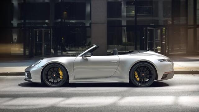 Porsche 911 Carrera GTS Cabriolet