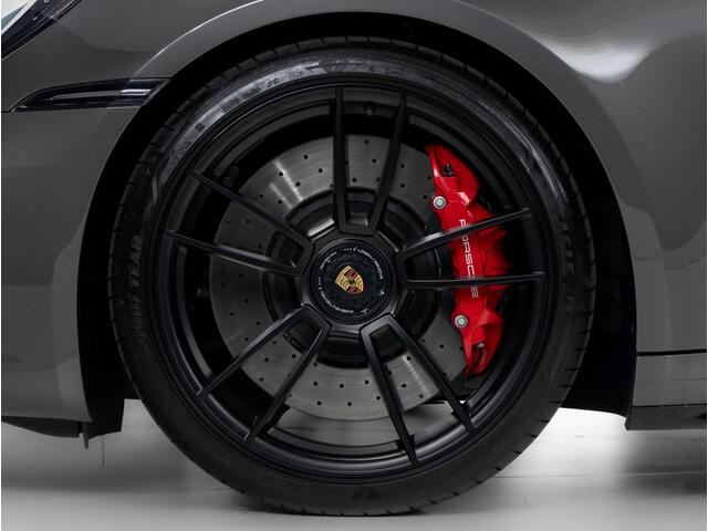 Porsche 911 Carrera GTS Cabriolet