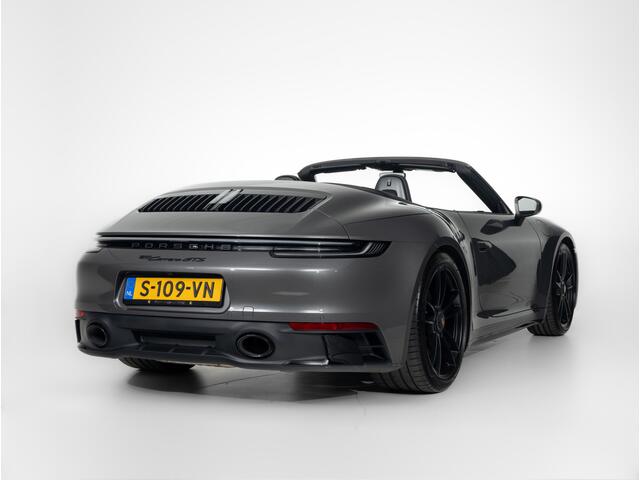 Porsche 911 Carrera GTS Cabriolet