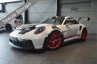 porsche-911-4.0-gt3-rs-weissach-car