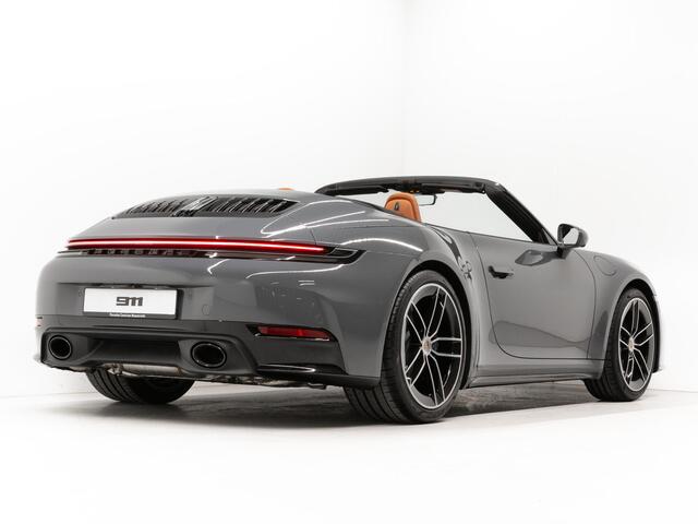 Porsche 911 Carrera Cabriolet