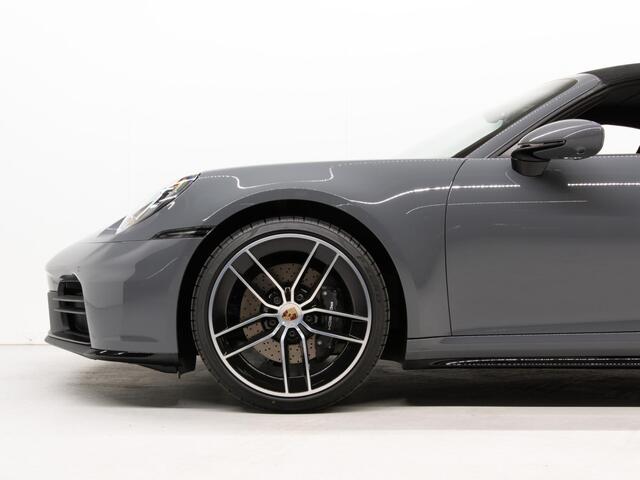 Porsche 911 Carrera Cabriolet