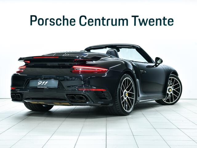 Porsche 911 Turbo S Cabrio