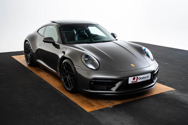 Porsche 911 3.0 Carrera 4 GTS Glazen Schuifdak - Burmester - Surround View - Adaptieve sportstoelen Plus - SportDesign pakket - Sport Chrono - Sportuitlaatsysteem - Entry & Drive