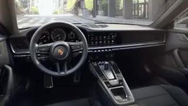 Porsche 911 Carrera