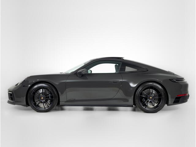 Porsche 911 Carrera 4 GTS