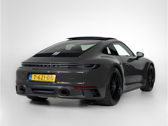 Porsche 911 Carrera 4 GTS