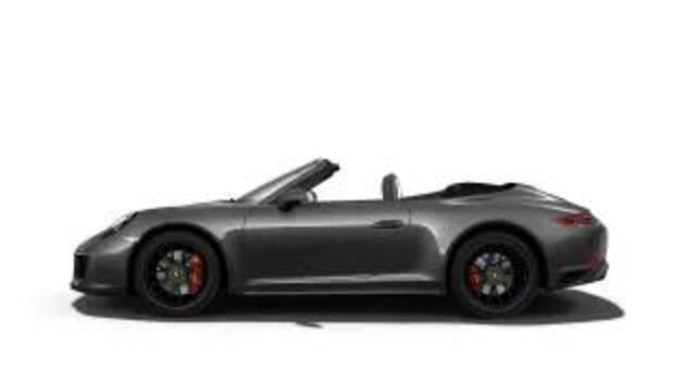 Porsche 911 Carrera 4 GTS Cabriolet