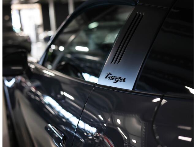 Porsche 911 Targa 4 GTS | PTS - SportDesign - Carbon - Leder pakket