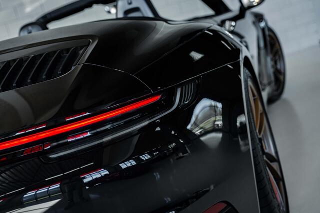 Porsche 911 Carrera GTS Cabrio | Alcantara GTS | Bose l Sport Design