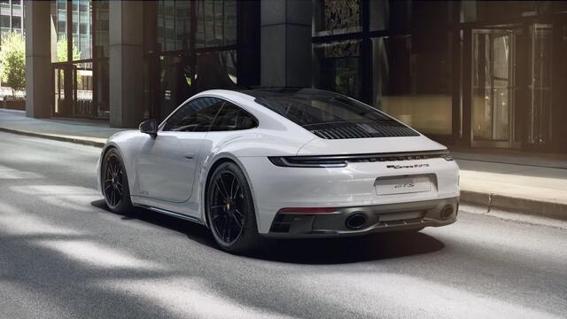 Porsche 911 Carrera 4 GTS