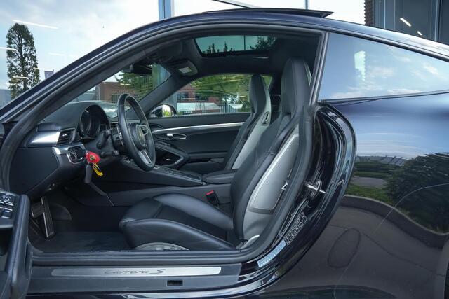 Porsche 911 Carrera S 3.0 420pk |dealer onderhouden|panoramadak|meesturende achteras|PDCC|PDLS|sportstoelen 18-voudig|Bosé|sport chrono|sportuitlaat|Apple Carplay|