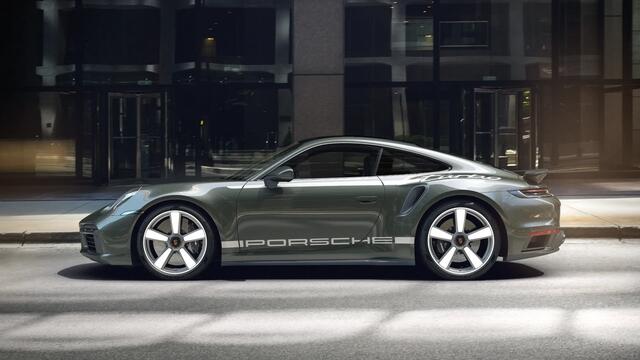 Porsche 911 Coupé 3.8 Turbo 50 Years, Heritage Design, 21", pano, Burmester, schuifdak, alcantara, memory, keyless, ACC, NP404k