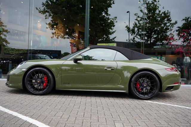 Porsche 911 Cabriolet 3.0 Carrera GTS P.T.S. Nato Green Burmester Lifting