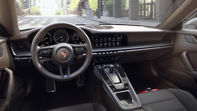 Porsche 911 Carrera 4S