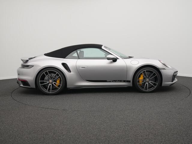 Porsche 911 Turbo S Cabriolet