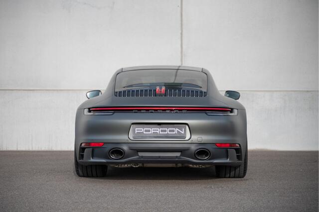 Porsche 911 3.0 Carrera 4 S Volledig matte PPF Sport Chrono / Sport Design / Light-Design