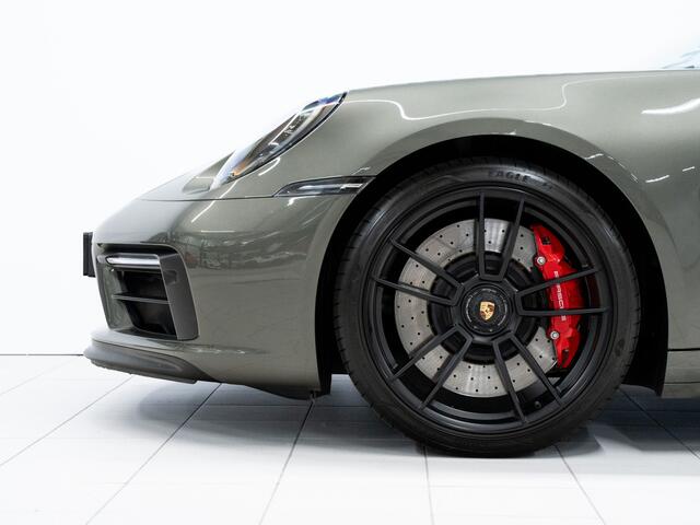 Porsche 911 Carrera GTS Cabriolet