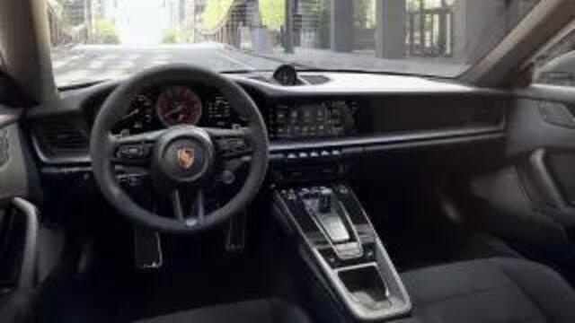 Porsche 911 Carrera 4 GTS Cabriolet