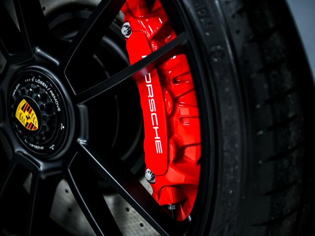 Porsche 911 Carrera GTS