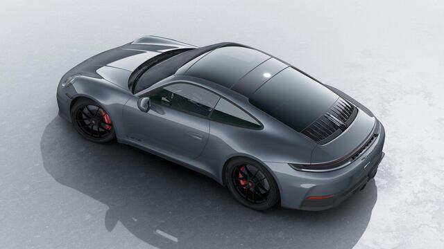 Porsche 911 Carrera 4 GTS