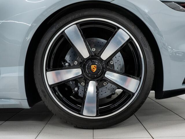 Porsche 911 Sport Classic