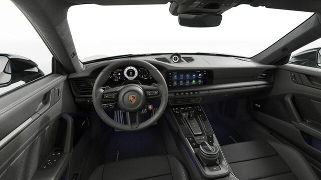 Porsche 911 Carrera 4 GTS