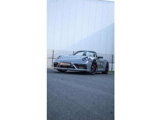 Porsche 911 Cabrio 3.0 Carrera 4 GTS Voll Sportstoelen 18-wegs met Memory/ verwarmd, GT3 Velgen/ skirts, Matrix Led PDLS+, Hefsysteem vooras, Sport chrono, Sport design, PTV+, Sportuitlaat, 4 wielbesturing, 360 view, Bose, Keyless, Carbon/ Licht-Design/ Spiegel pakke