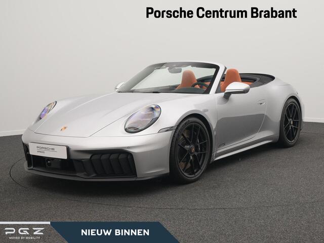 Porsche 911 Carrera 4 GTS Cabriolet
