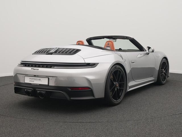 Porsche 911 Carrera 4 GTS Cabriolet