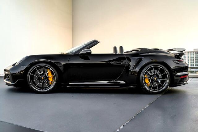 Porsche 911 Cabrio 3.8 Turbo S 478kW/650pk PDK8 SPORT DESIGN + AERO-PAKKET + BURMESTER + NACHTZICHT + ADAPT.CRUISE + 360 CAMERA + LIFT + KEYLESS ENTRY&DRIVE + SPORT CHRONO + PDLS PLUS + PASM SPORT -10MM + TARGET BLU EYE + PPF FRONT + 20/21 INCH EXCL.DESIGN!